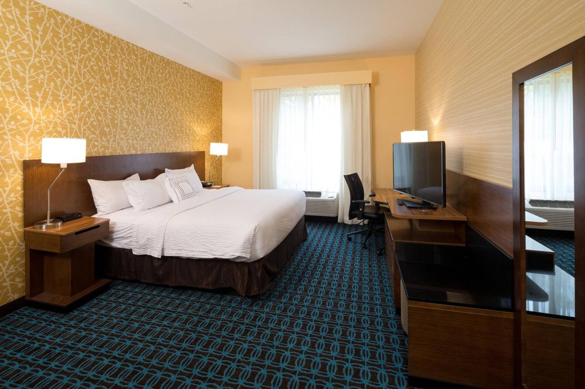 Fairfield Inn & Suites By Marriott Detroit Chesterfield Exterior photo